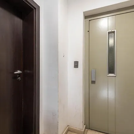 Mila's Place 公寓 瓦爾納